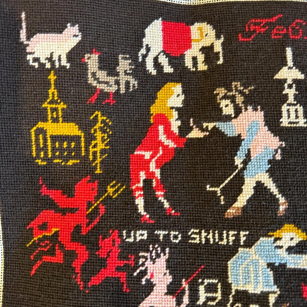 Rare Vintage 1979 Needlepoint Finished - Picture 4 of 8